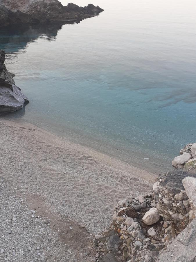 Xorychti Limnionas Sunviewヴィラ エクステリア 写真